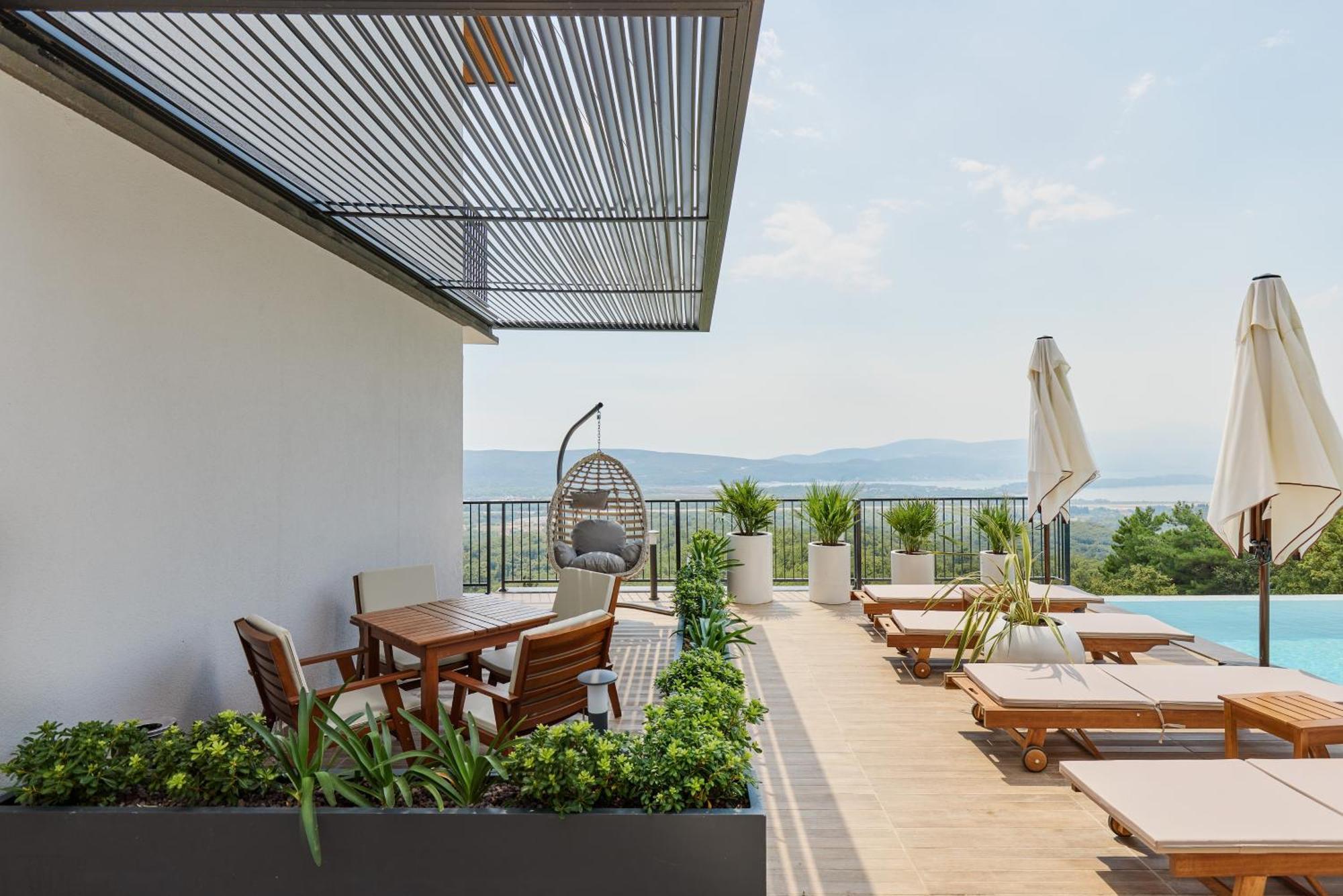 Bayview Hills Luxury Residences Tivat Extérieur photo